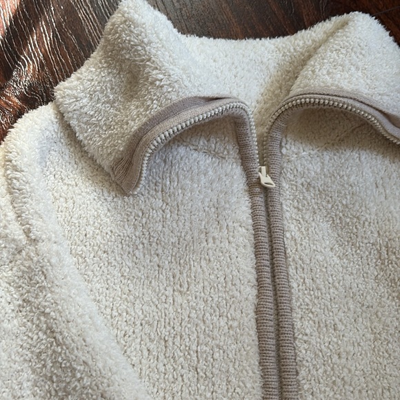 Aerie Zip Up - Picture 2 of 5